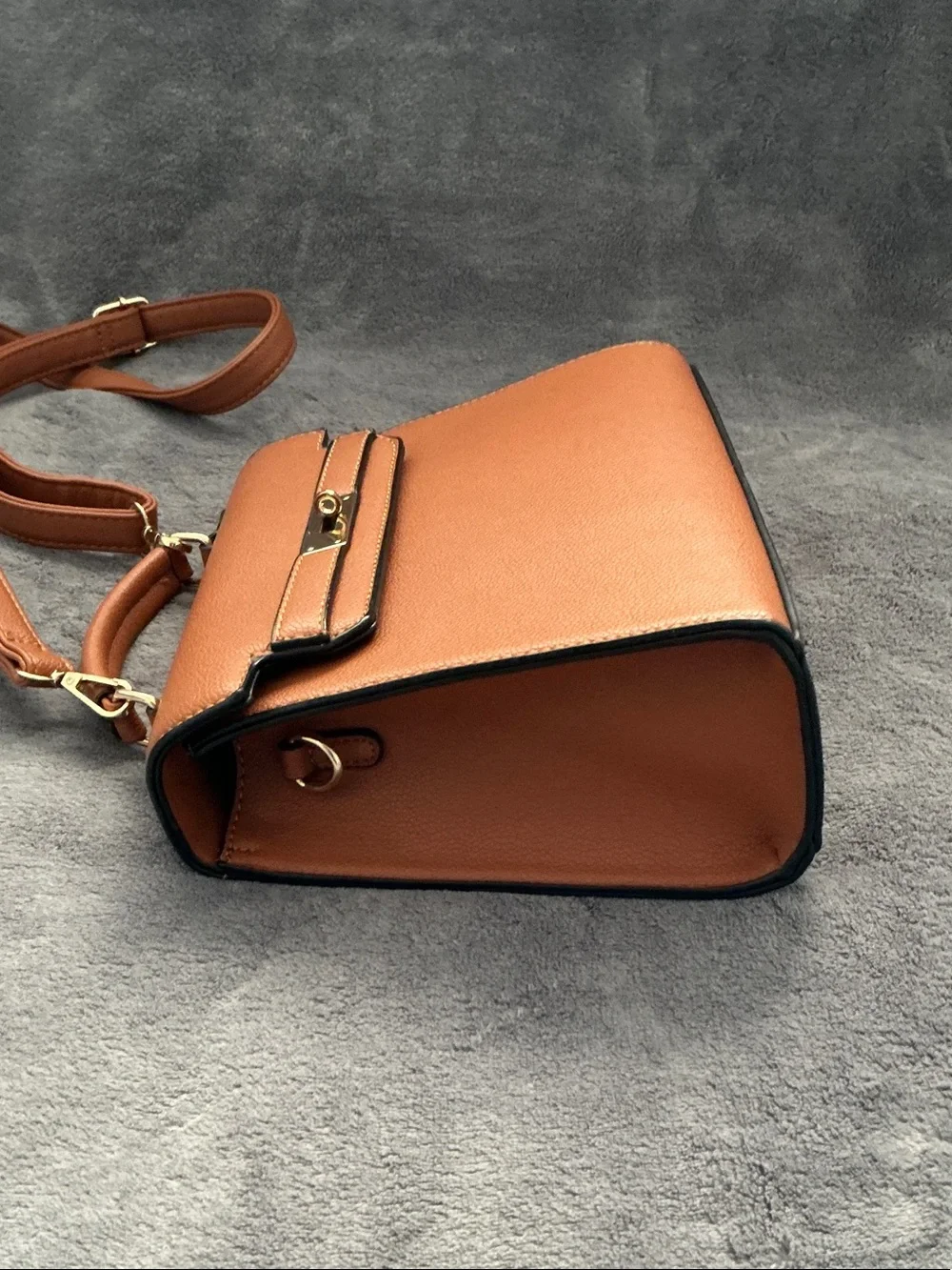 Unbranded one interior